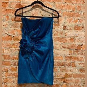 Vintage flower pedal Jessica McClintock mini dress